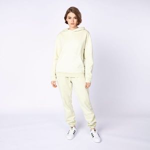 brand new pale green 90s fit joggers